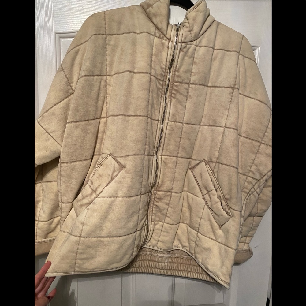 Forever 21 Quilted Zip-Up Jacket Large Sand color